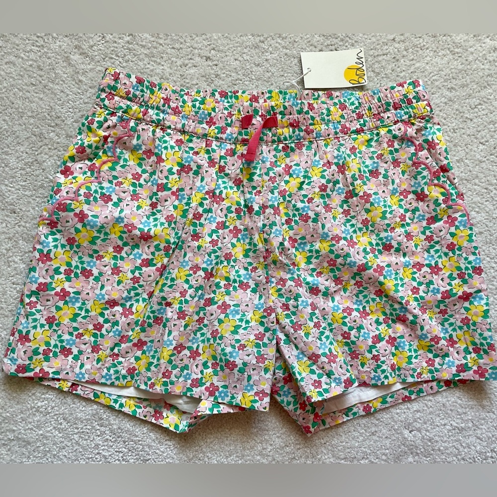 NWT Mini Boden shorts